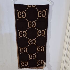 Gucci GG Auth. Jackuard Wool Scarf Brown&Beige